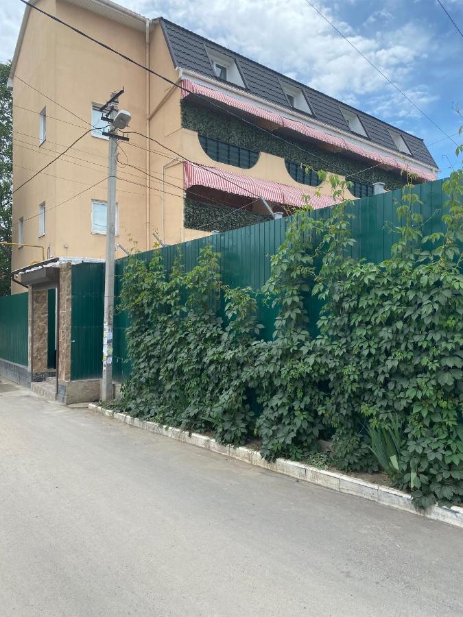Міні-Готель "Кімната Комфорт" Odesa Exterior foto